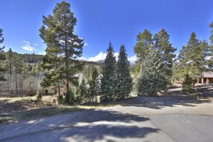 Mountain Home with Spectacular Views for Sale in Keystone, Colorado