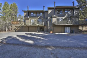 Mountain Home with Spectacular Views for Sale in Keystone, Colorado