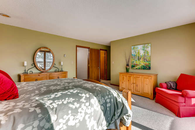 Fantastic Townhouse For Sale in Frisco, Colorado