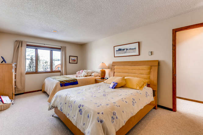 Fantastic Townhouse For Sale in Frisco, Colorado